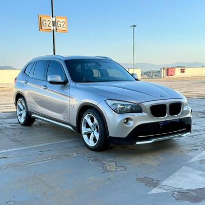 BMW X1 2.0 16V TURBO GASOLINA SDRIVE20I 4P AUTOMÁTICO BMW X1 2.0 16V TURBO GASOLINA SDRIVE20I 4P AUTOMÁTICO